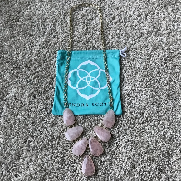Kendra Scott Harlie Necklace - Picture 3 of 8